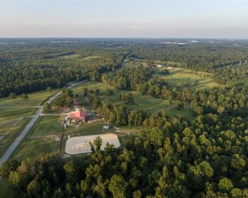 Equestrian Farm Just Outside of Auburn
