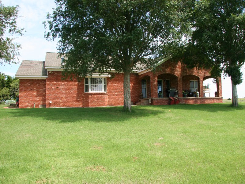 560 Acres Offered in 5 Tracts : Custer City : Custer County : Oklahoma