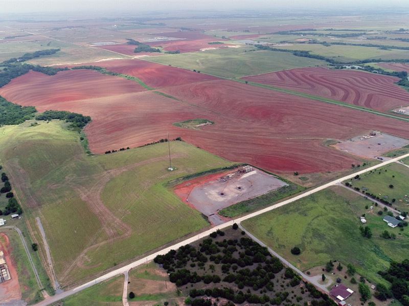 160 Acres Farmland and Grassland : Geary : Canadian County : Oklahoma