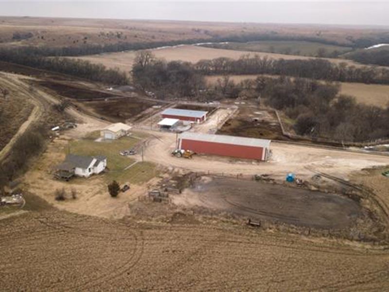 This One-Of-A-Kind Tract Feature : Natoma : Rooks County : Kansas