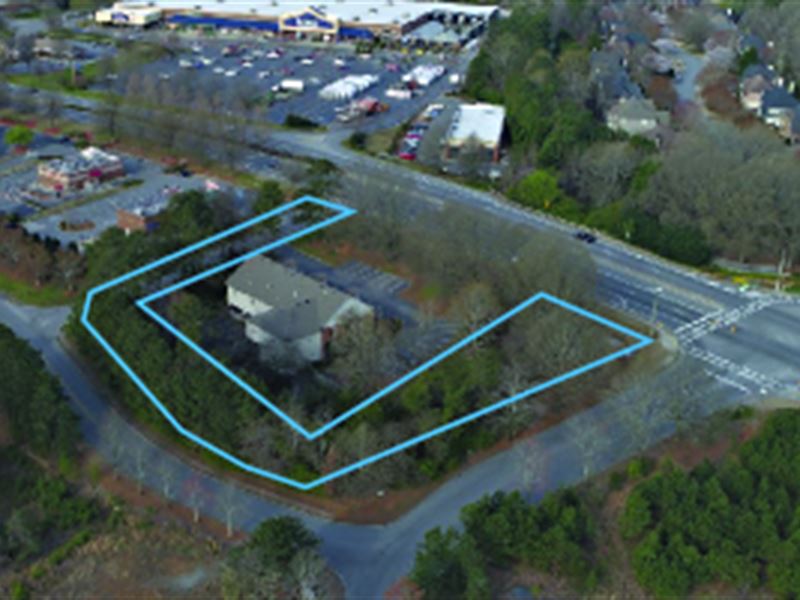 Absolute $1 Auction, 1.07 Acres : Suwanee : Forsyth County : Georgia