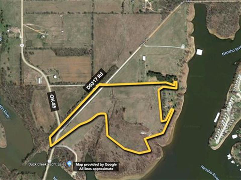 Gated Entry Into This Waterfront : Afton : Delaware County : Oklahoma