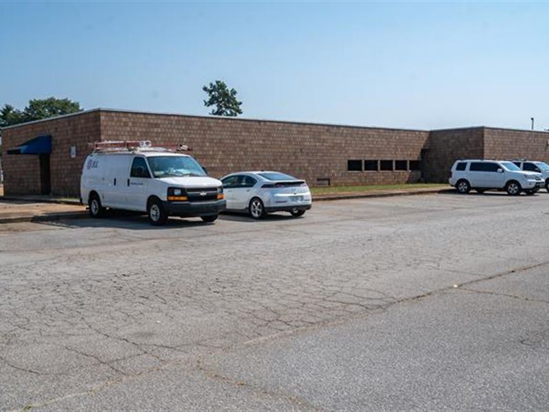 Industrial Facility Estimated to : Greenville : Greenville County : South Carolina
