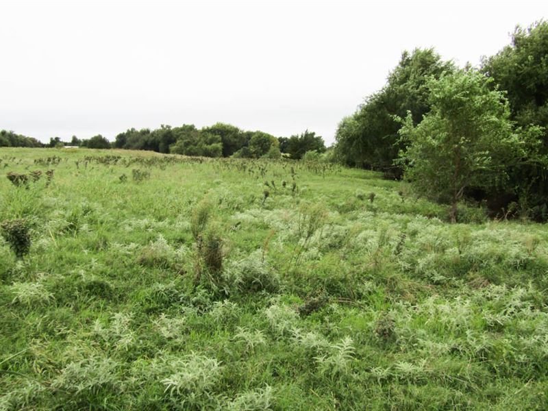 24 Acre Offered in Multiple Tracts : Carrier : Garfield County : Oklahoma