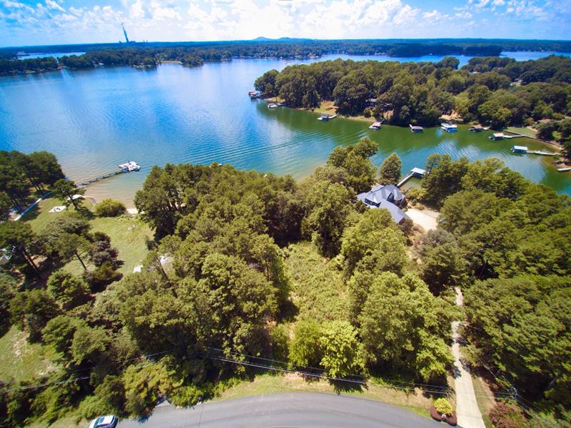 Large Waterfront Lot Lake Norman : Troutman : Iredell County : North Carolina