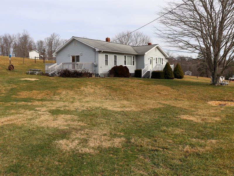 Ranch Style Country Home Auction : Willis : Floyd County : Virginia