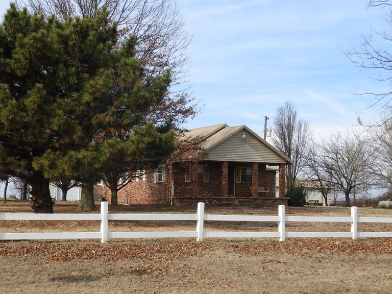 Country Home 2 Ac No Reserve : Tryon : Lincoln County : Oklahoma
