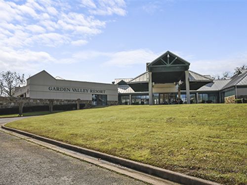 TX Golf Properties Auction : Lindale : Smith County : Texas
