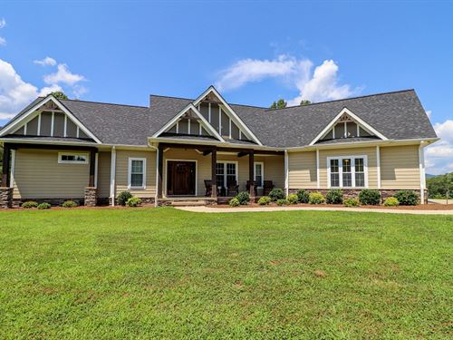 Country Retreat, Private Lake : Martinsville : Henry County : Virginia