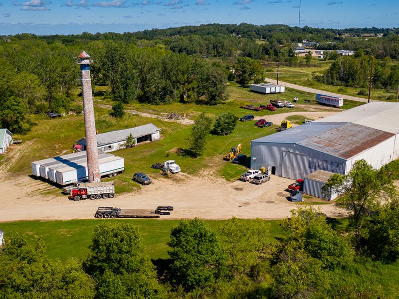 18,000 SF Industrial Facility : Berlin : Green Lake County : Wisconsin