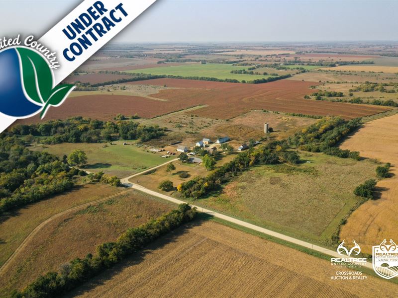 Tract 1, Homestead, Country Home : Chapman : Dickinson County : Kansas