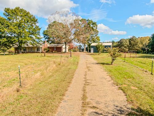 South Carolina Brick Ranch Home : Anderson : South Carolina