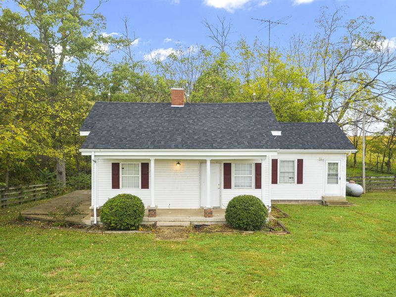 Kentucky Farm Auction : Smiths Grove : Warren County : Kentucky