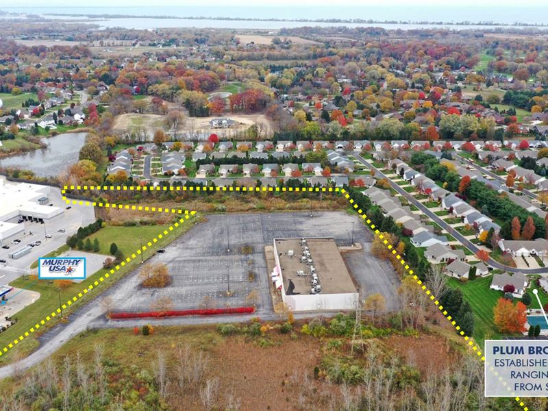 Walmart Shadowed Retail & Land : Sandusky : Erie County : Ohio