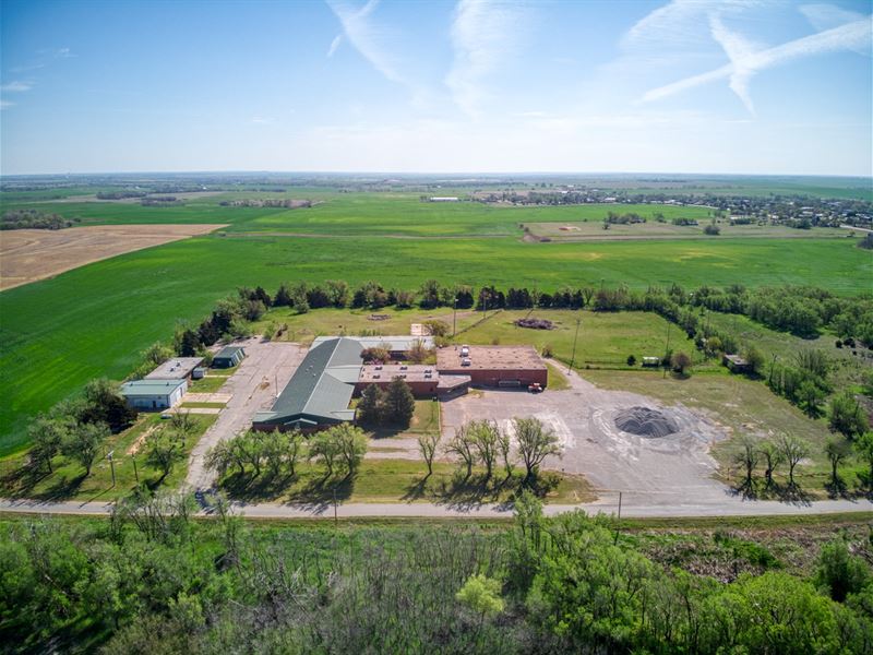 Commercial Property to Auction : Custer City : Custer County : Oklahoma