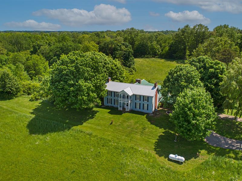 Beautiful 1800'S Home Partial Log : Oakland : Warren County : Kentucky