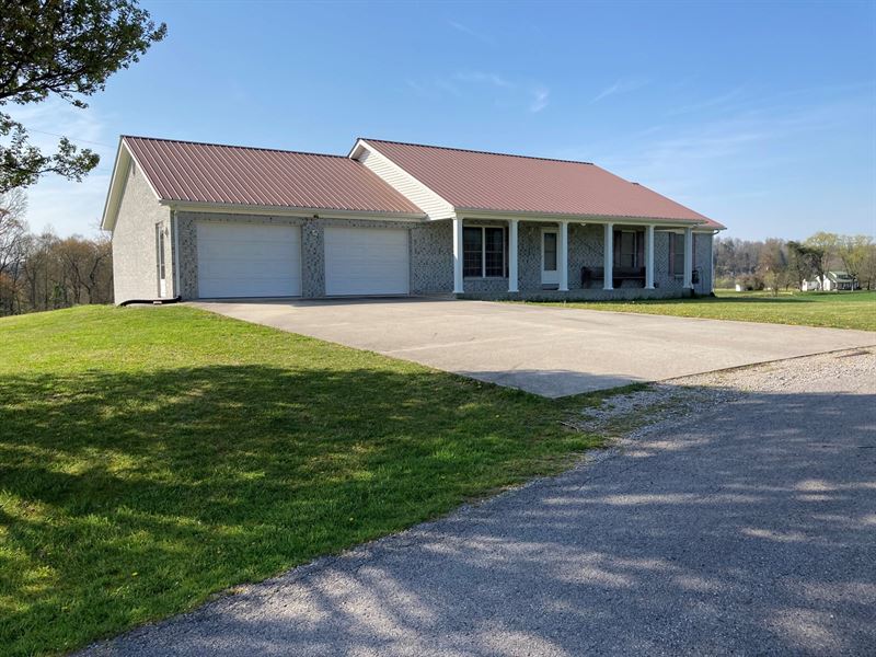 Brick, Ranch Style Home : Burkesville : Cumberland County : Kentucky