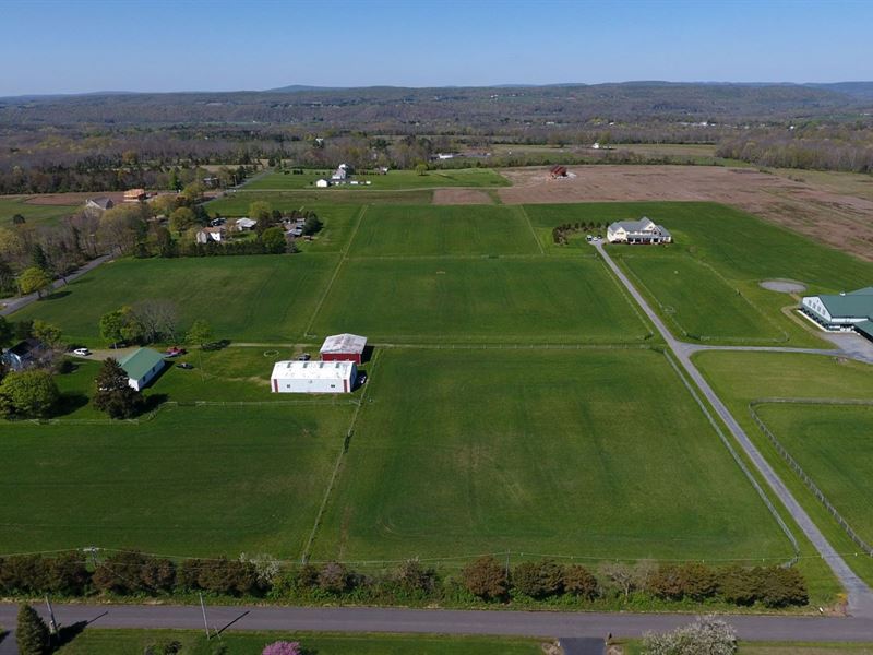 Equestrian Estate with Manor Home : Frenchtown : Hunterdon County : New Jersey