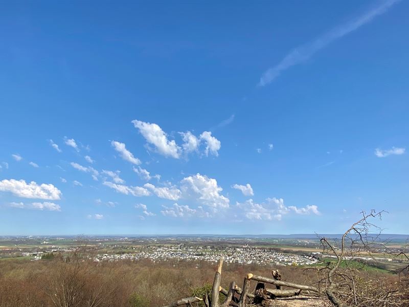 140.5 +/- Acre Development Site : Newmanstown : Lebanon County : Pennsylvania