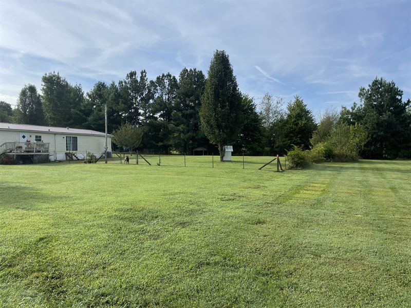 2 DW Homes & 1.63 Acres : Gainesboro : Jackson County : Tennessee