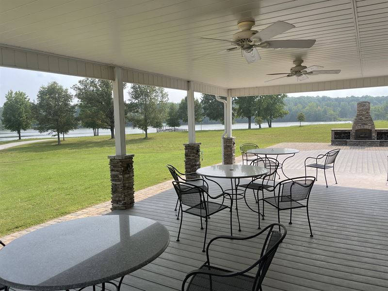 Retreat Home Divided Into 13 Tracts : Paragould : Greene County : Arkansas