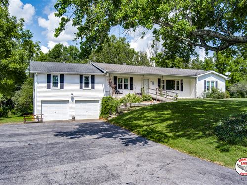 Nice Home & 47+/- Acres : Byrdstown : Pickett County : Tennessee