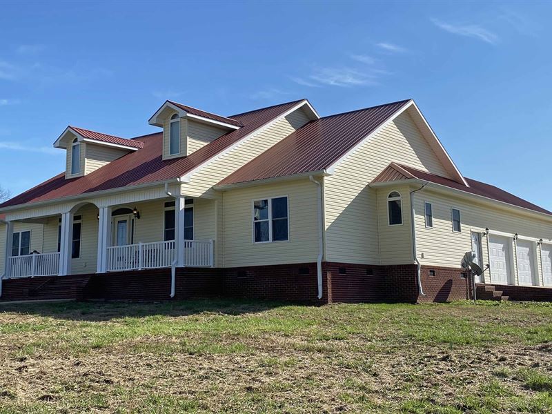 3Br, 2Ba Home on 146 +/- Acres : Morris Chapel : Hardin County : Tennessee