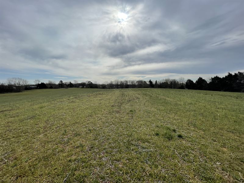 Kentucky Farm and Land for Sale : Oakland : Warren County : Kentucky