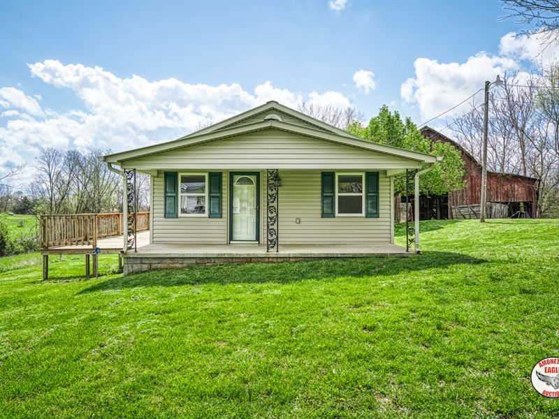 Home & 14+/- Acres : Albany : Clinton County : Kentucky