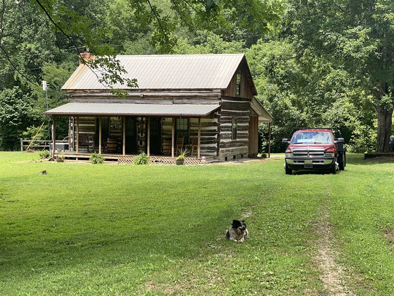 Log Cabin, Shop, 4 Barns At Auction : Edmonton : Metcalfe County : Kentucky