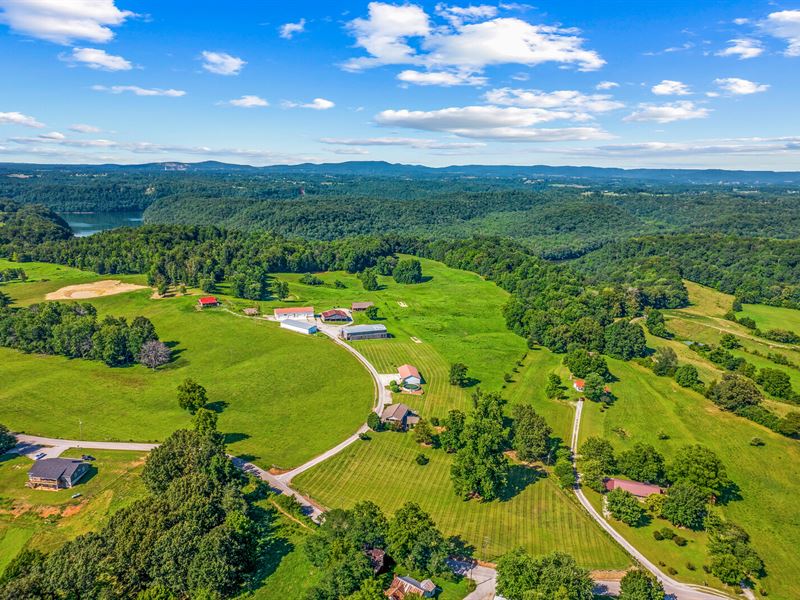 Home, Shop & 20.77+/- Acres : Byrdstown : Pickett County : Tennessee
