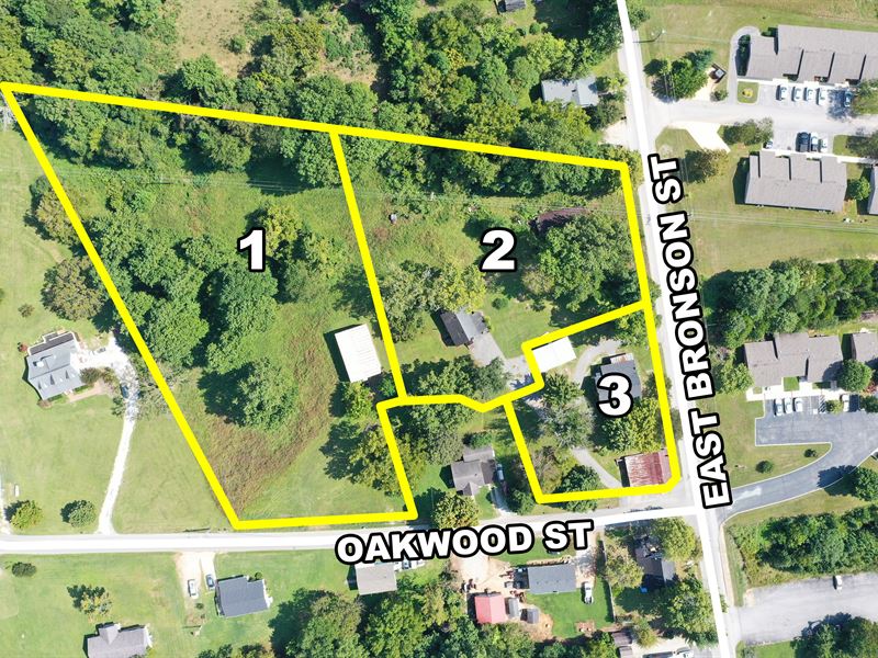 2 Homes & Buildings, 3 Tracts : Sparta : White County : Tennessee