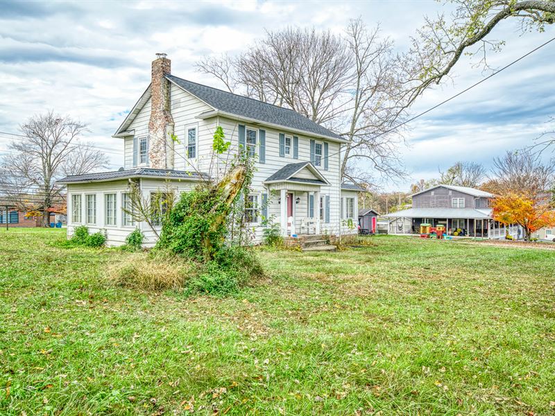 Home & Lot : Baxter : Putnam County : Tennessee