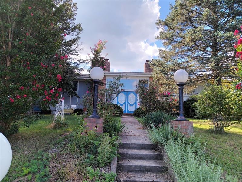 Unique Home in Harrisonburg, VA : Harrisonburg : Rockingham County : Virginia