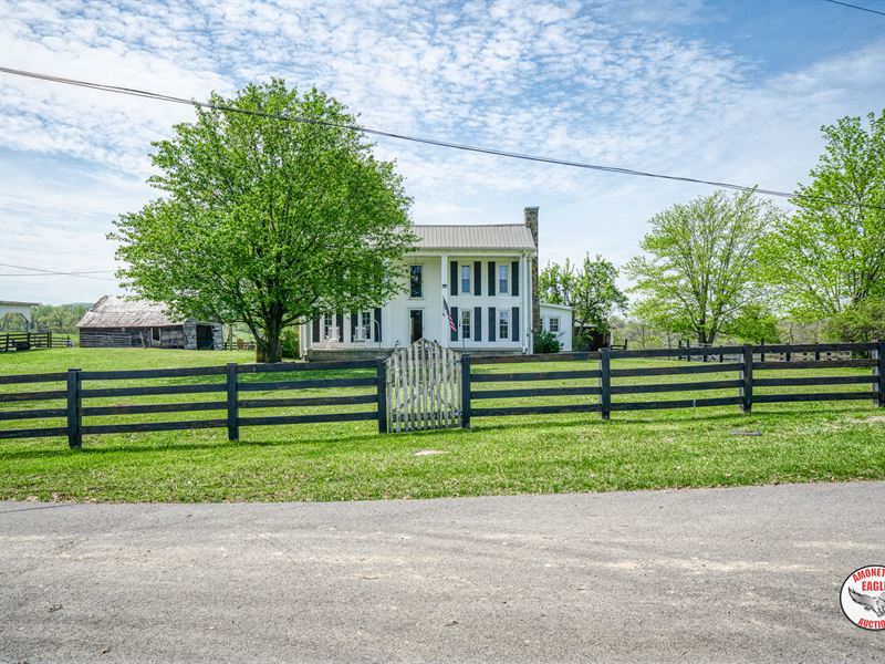 Prime 219+/- Acres & Historic Home : Albany : Clinton County : Kentucky