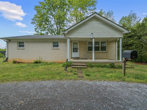 Home & Lot : Gainesboro : Jackson County : Tennessee
