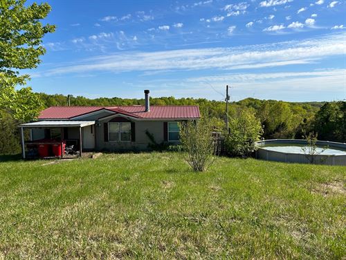 3 Bd, 2 BA SF Home on 7 Acres : Frankfort : Franklin County : Kentucky