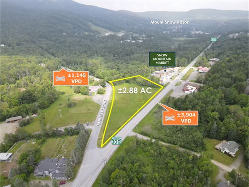 Mount Snow Ski Resort Adjacent : Dover : Windham County : Vermont