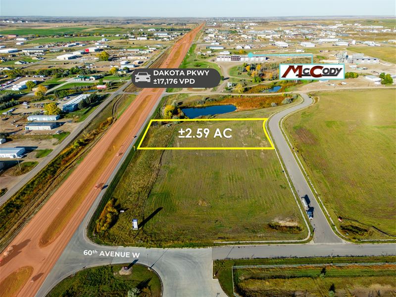 2.59 Acre Outparcel, 17K Vpd : Williston : Williams County : North Dakota