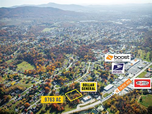 Two Residential Parcels : Roanoke : Virginia