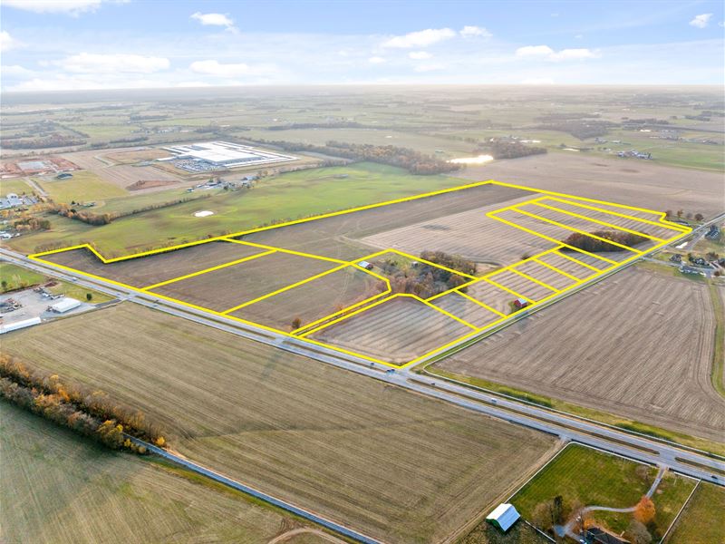Residential or Commercial Farmland : Hopkinsville : Christian County : Kentucky