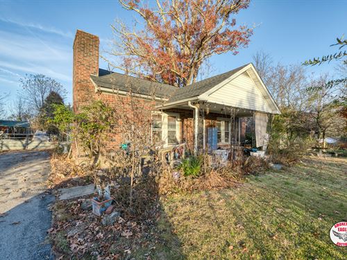 Home & Lot : Baxter : Putnam County : Tennessee