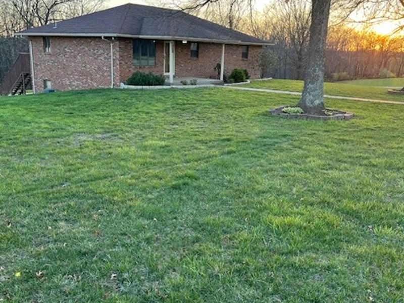 8322 Stoney Gap Rd, Blair Oak Scho : Jefferson City : Cole County : Missouri