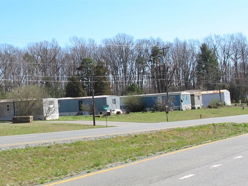 Castle Craig Mobile Home Park : Evington : Campbell County : Virginia
