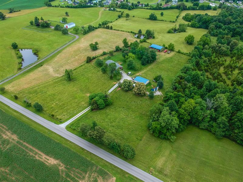 Beautiful Gentlemans Farm : Rineyville : Hardin County : Kentucky