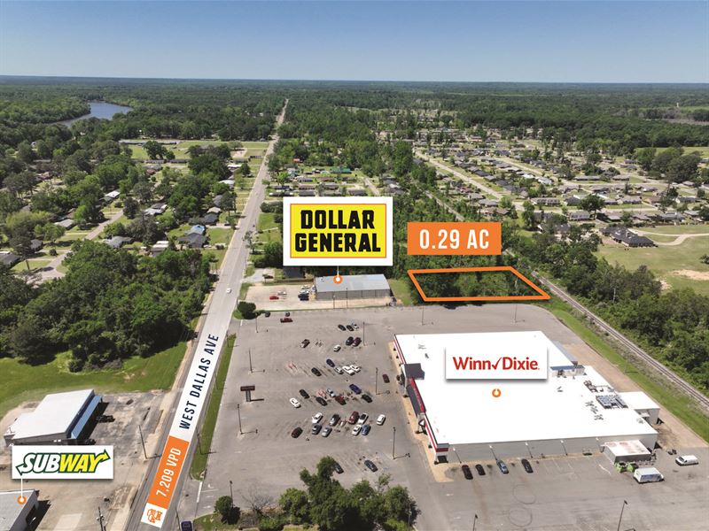Winn-Dixie and Dollar General Adj : Selma : Dallas County : Alabama