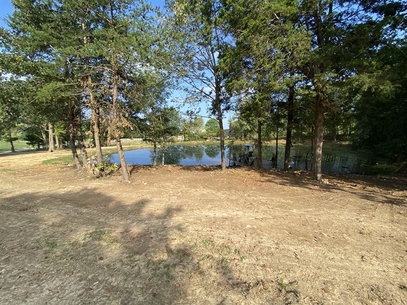 KY Country Home and Land At Auction : Campbellsville : Taylor County : Kentucky