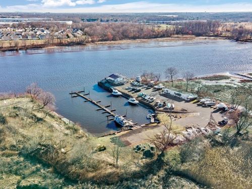 Rancocas Creek Marina : Riverside : Burlington County : New Jersey