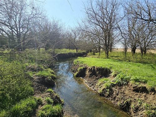 Phares Ranch Auction : Benton : Butler County : Kansas
