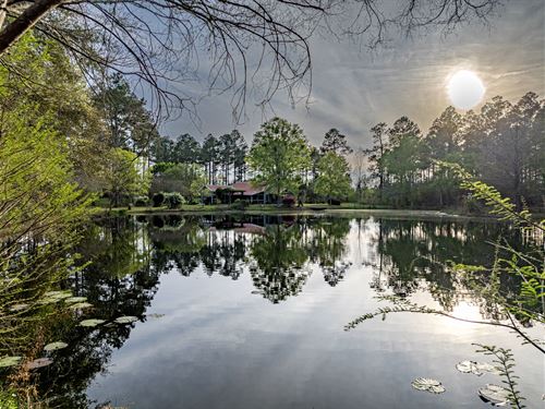 Beautiful Home : Moultrie : Colquitt County : Georgia